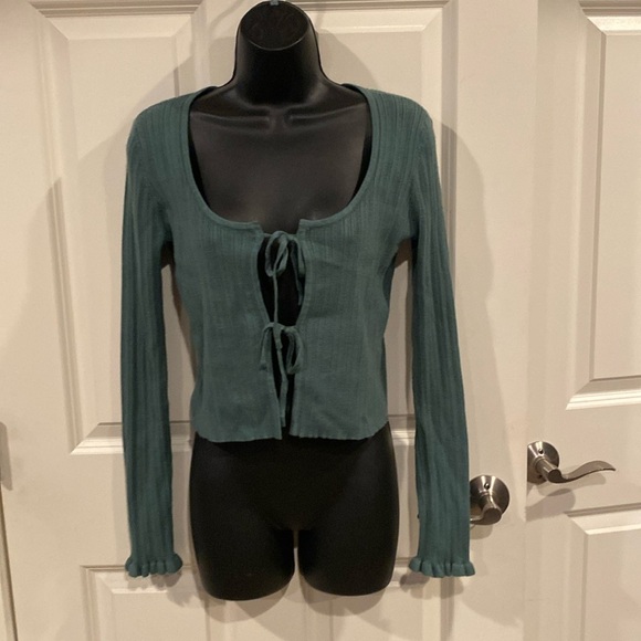 Small Altard State  green sweater - New with tags - Picture 1 of 4